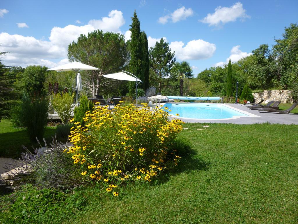 Bed and Breakfast Au Mas De Gamet Théminettes Esterno foto