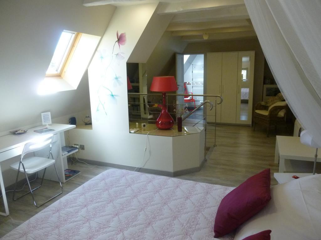 Bed and Breakfast Au Mas De Gamet Théminettes Esterno foto